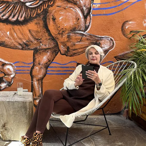 Carmela Carlyle — Integrative psychotherapist & alchemical crystal bowl healer in San Miguel de Allende